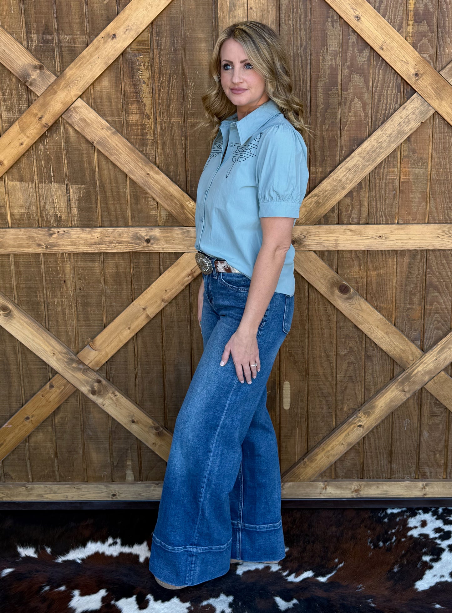Boot Stitch Button-Up