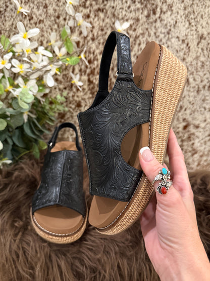 Rodeo Embossed Wedges *Black