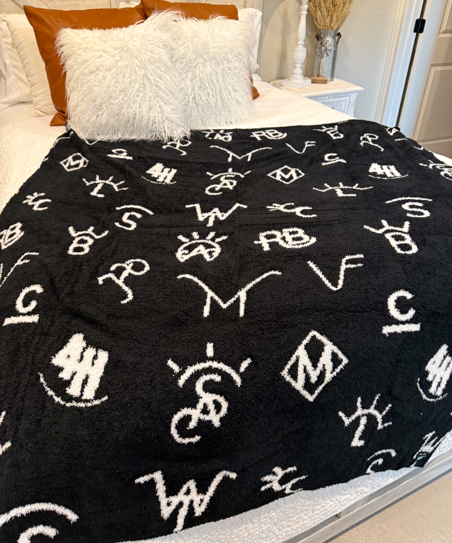 Brands Plush Throw Blanket