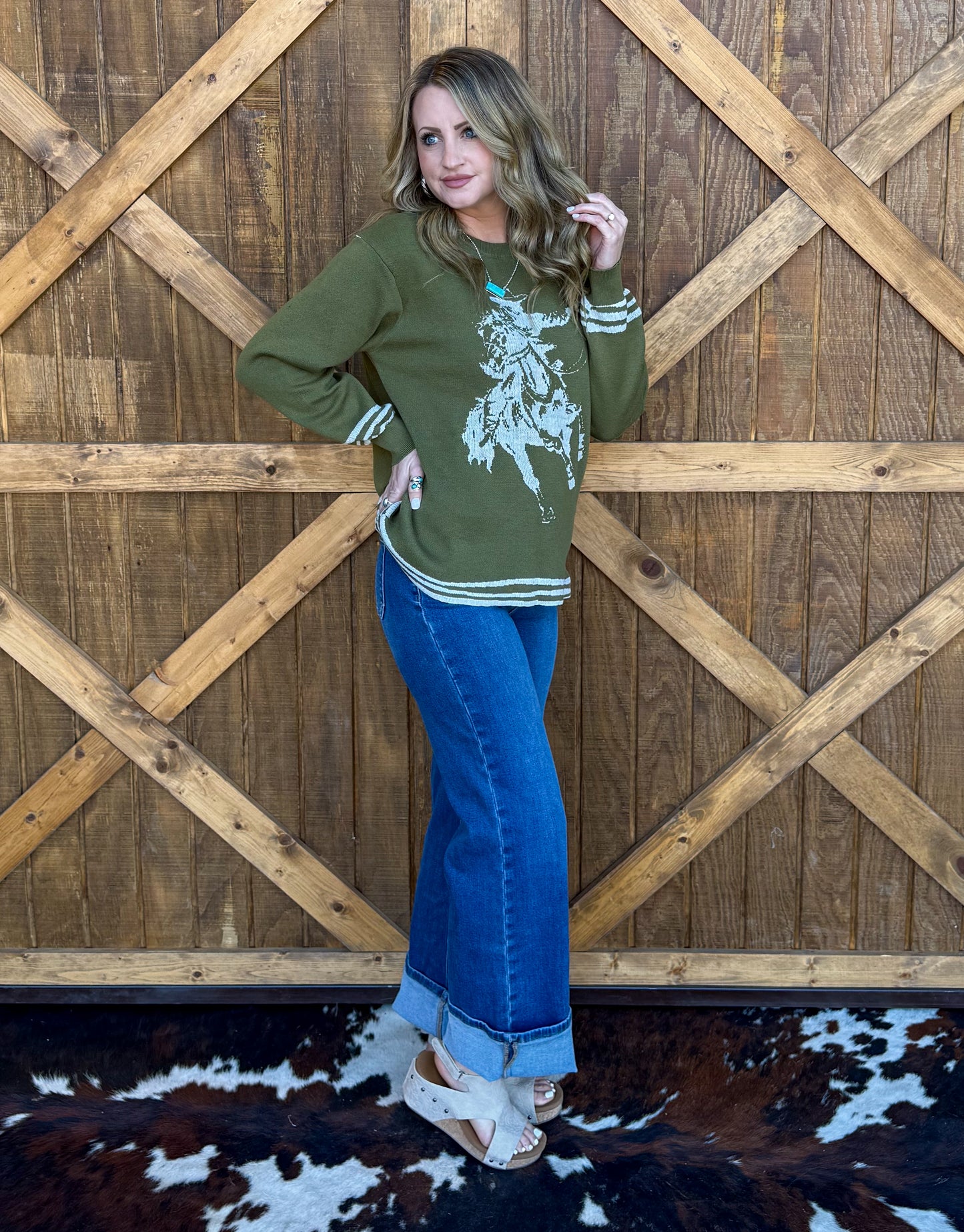 Wild & Western Sweater *Olive