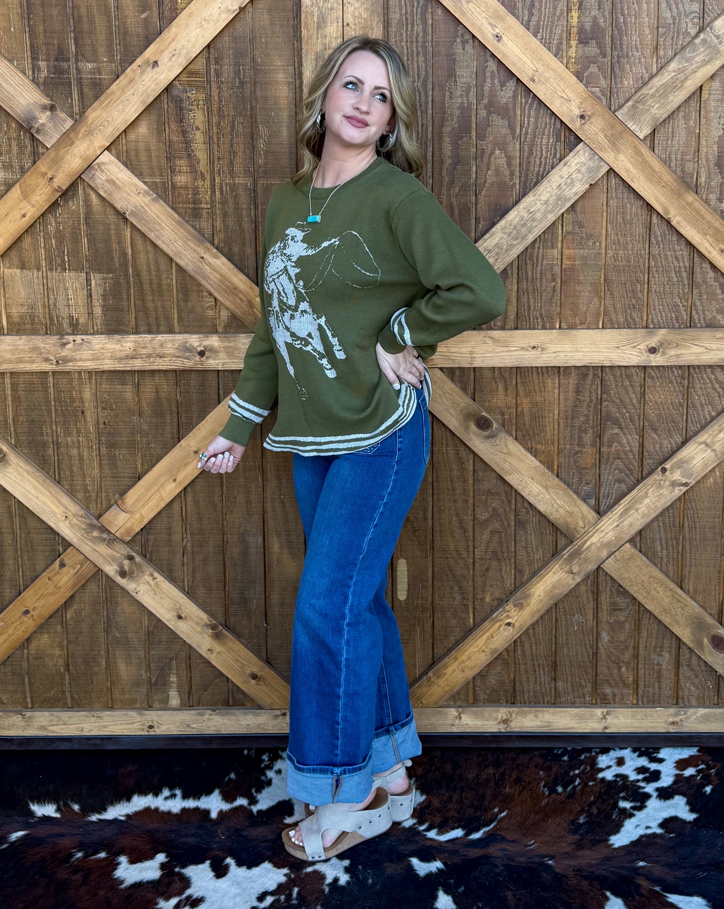 Wild & Western Sweater *Olive
