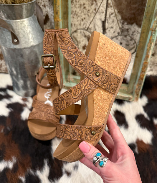 Kiara Wedges
