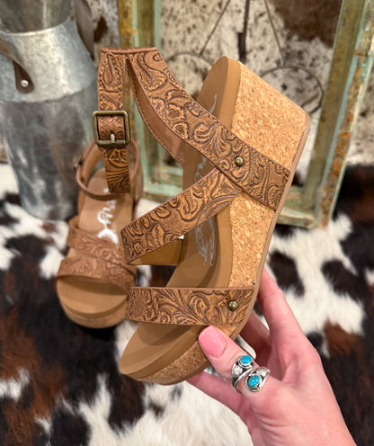 Kiara Wedges
