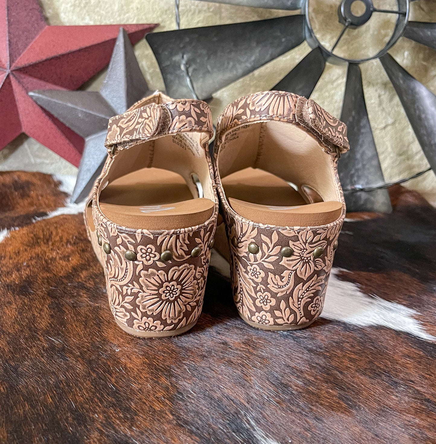 Liberty Tooled Wedges by Very G