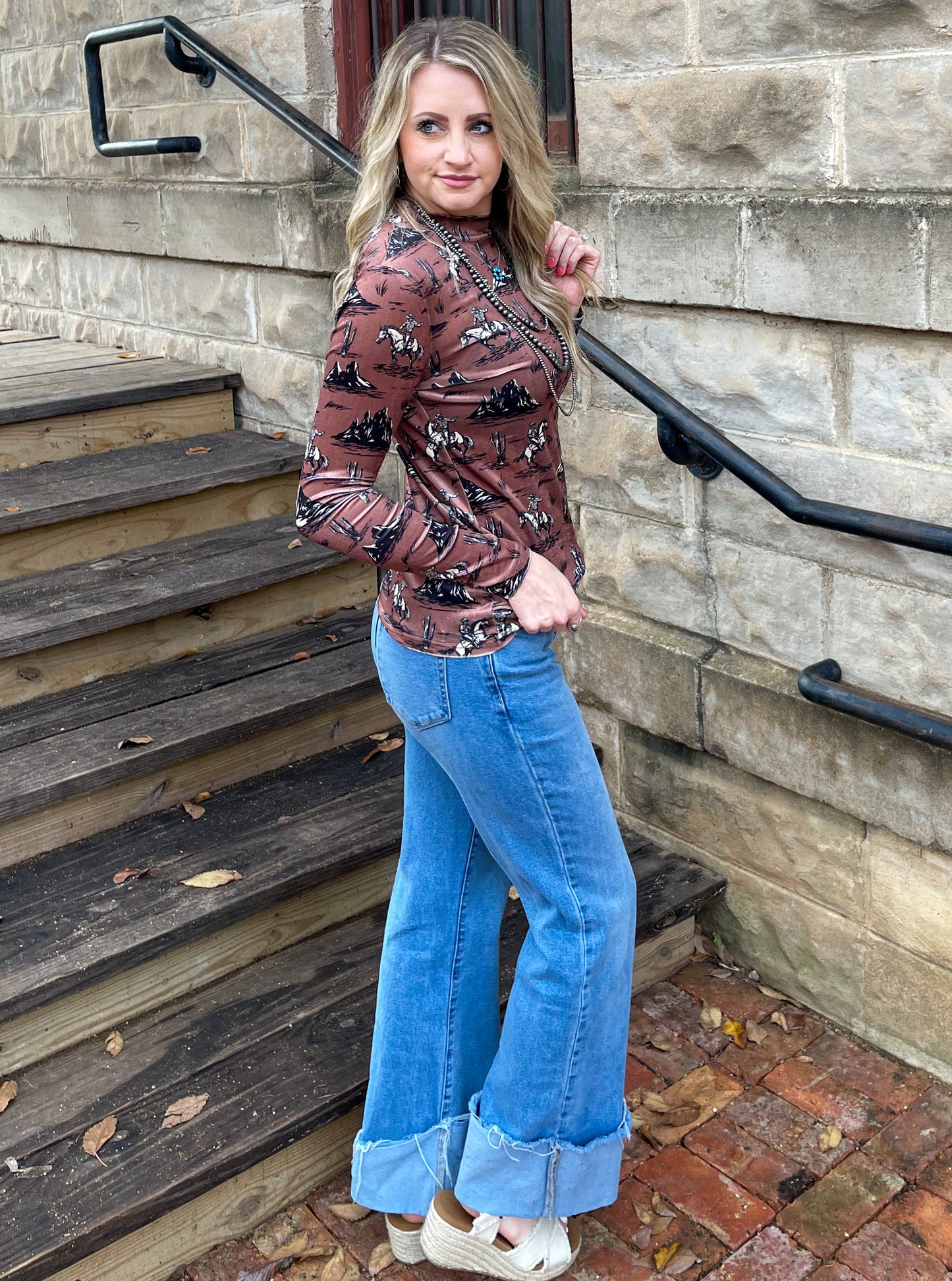 Buck ‘Em Velvet Top