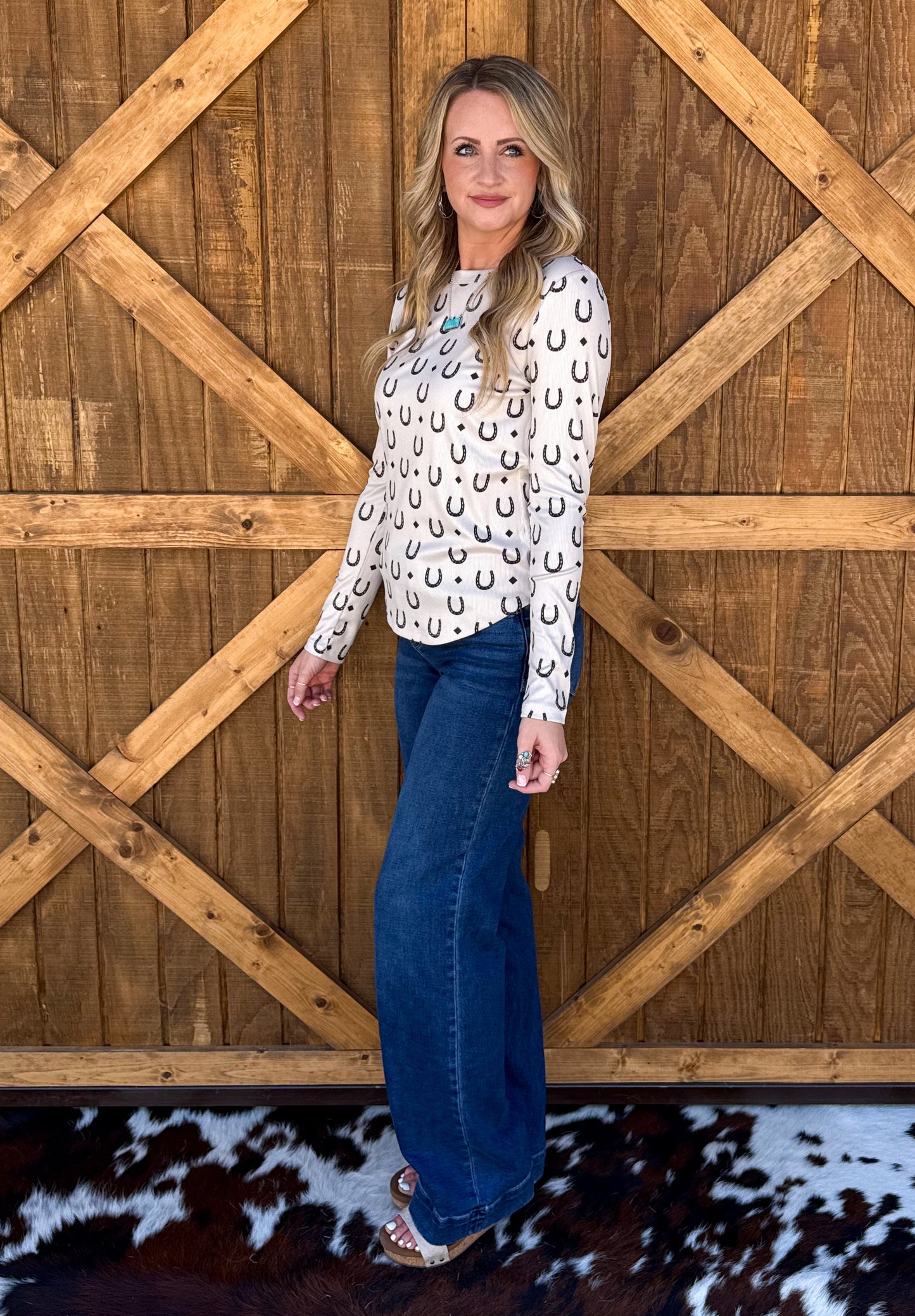 Horseshoe Ribbed Long Sleeve