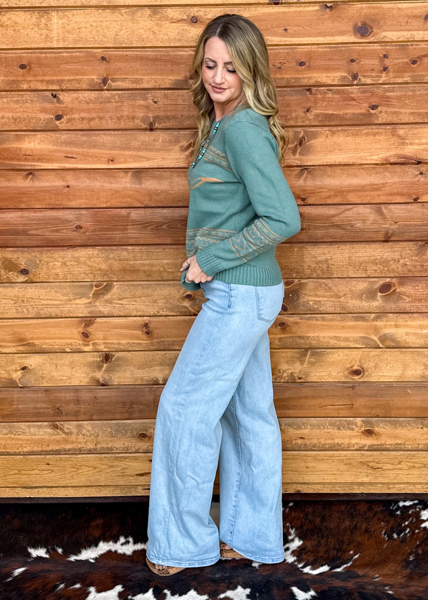 Longhorn Sweater *Aqua