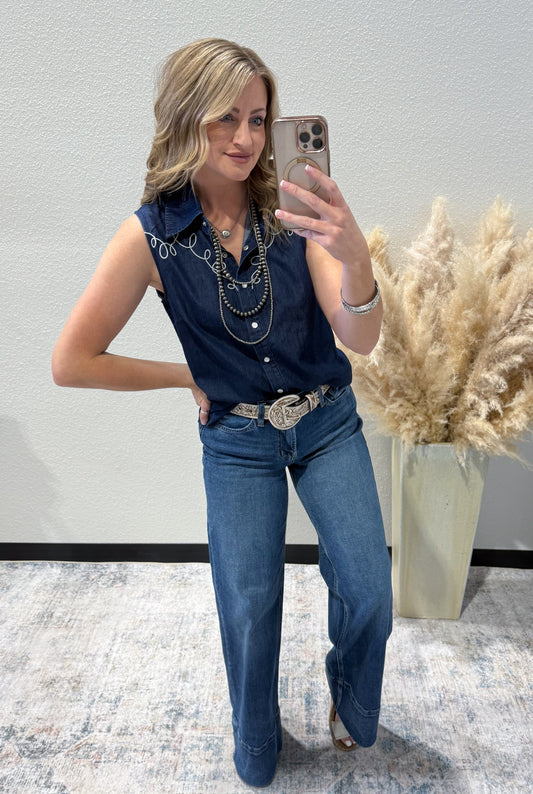 Dallas Days Top *Dark Wash
