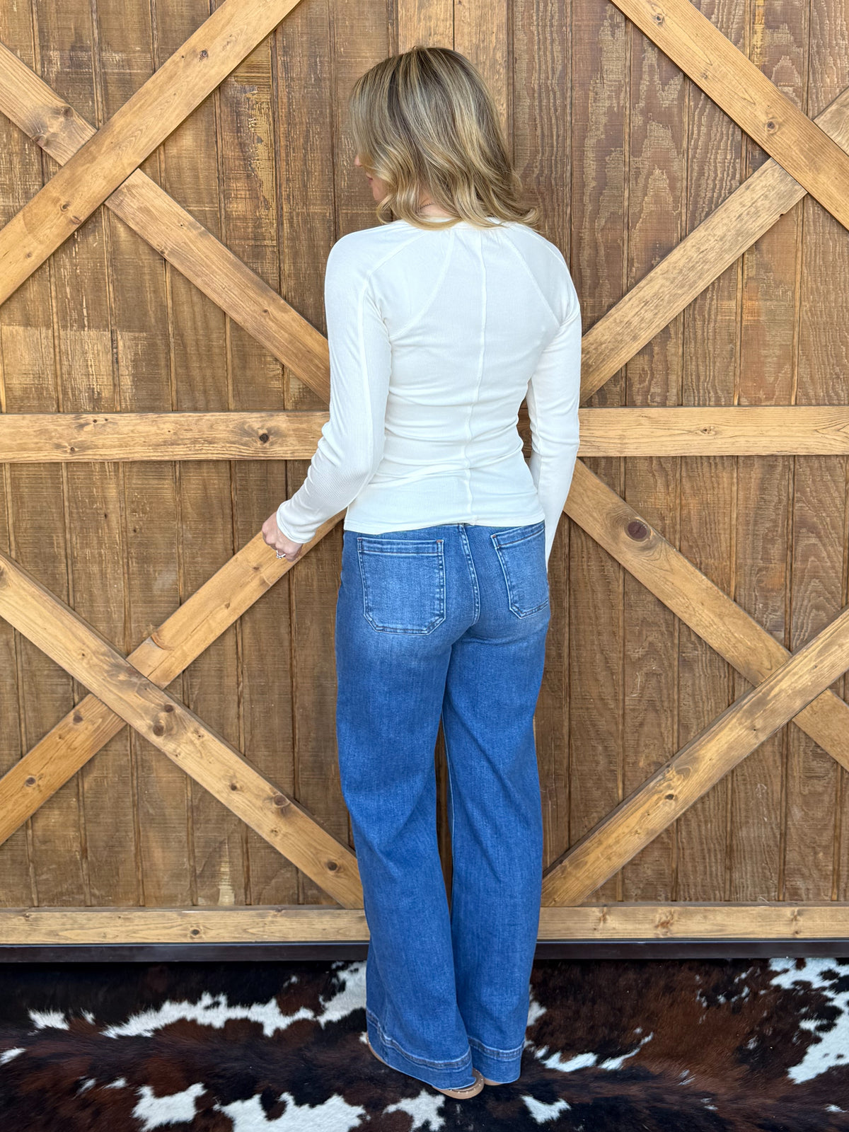 The Henley Basic Long Sleeve *Vanilla