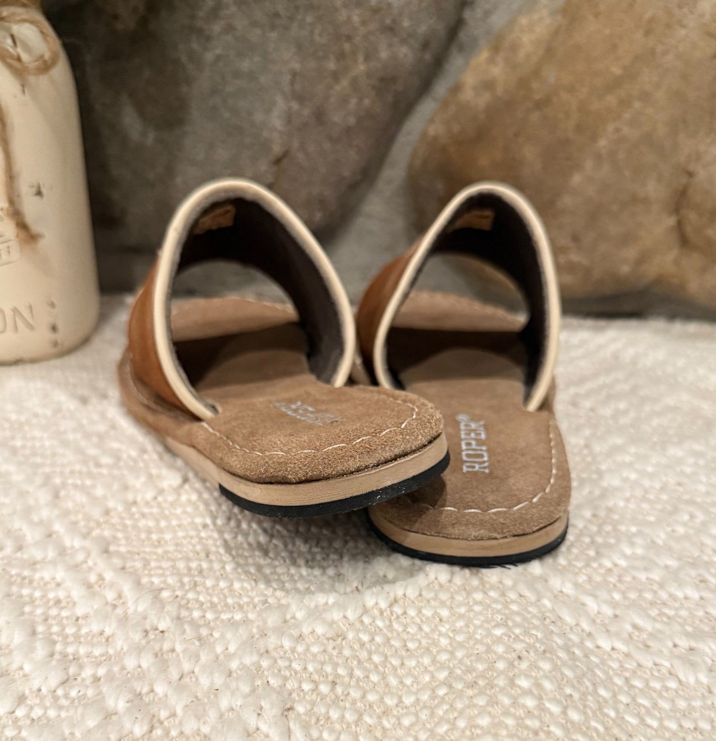 The Hampton Slides *Tan