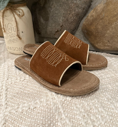 The Hampton Slides *Tan