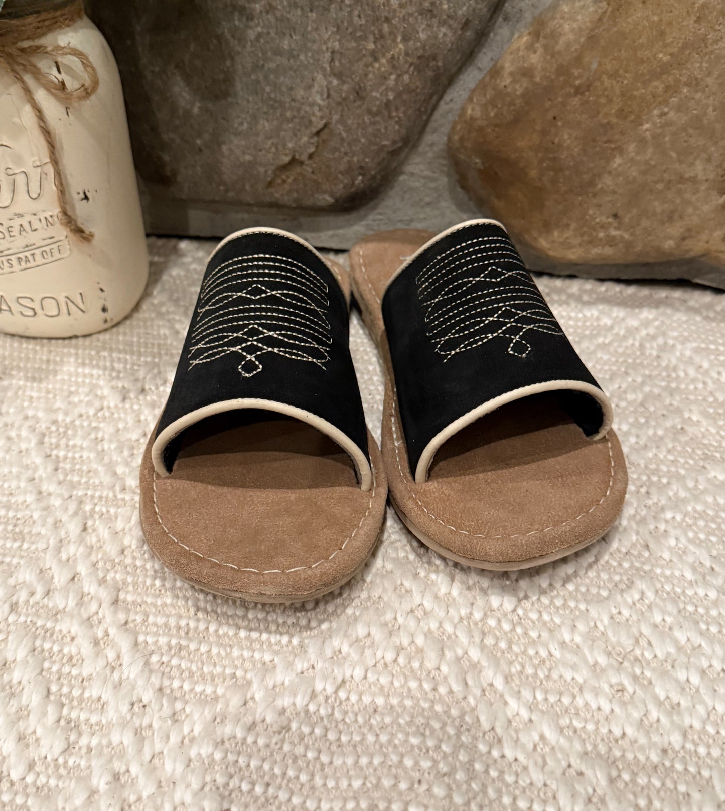 The Hampton Slides *Black
