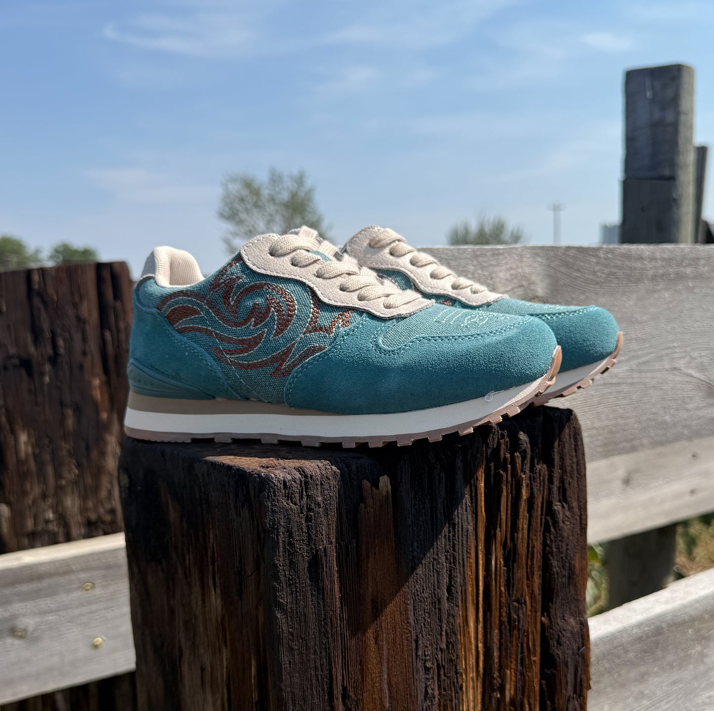The Western Tennis Shoes *Turquoise