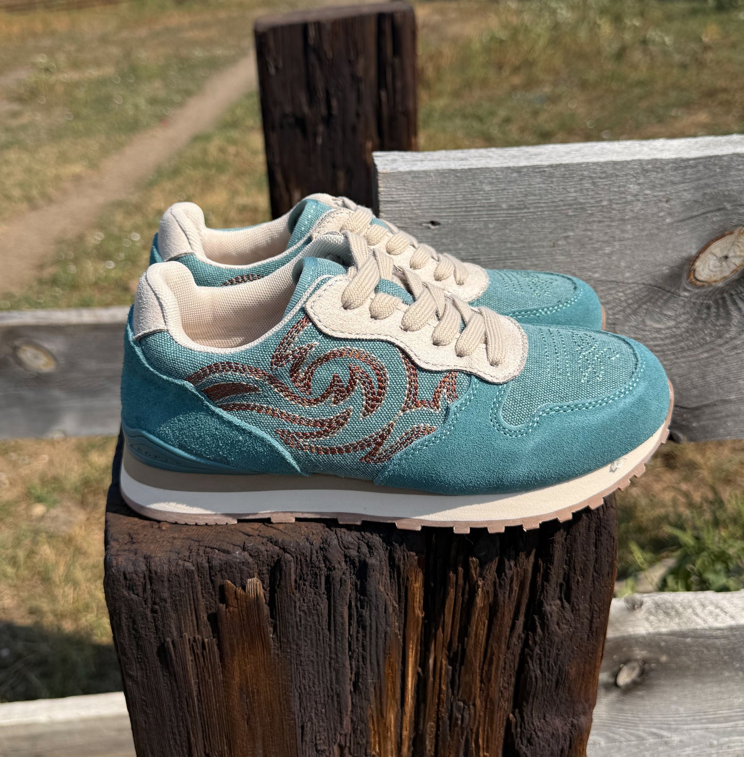 The Western Tennis Shoes *Turquoise