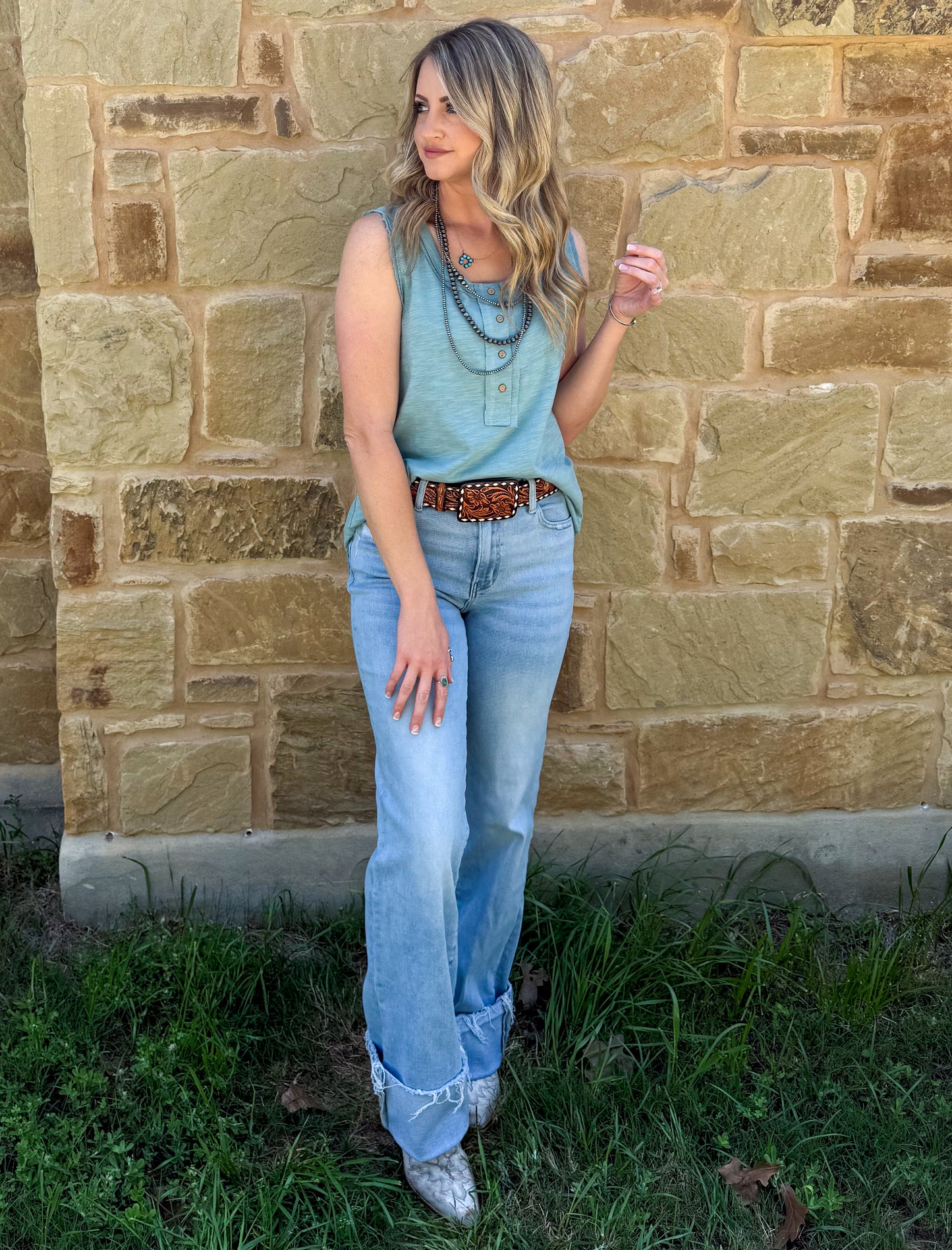 Avery Comfy Tank *Sky Blue
