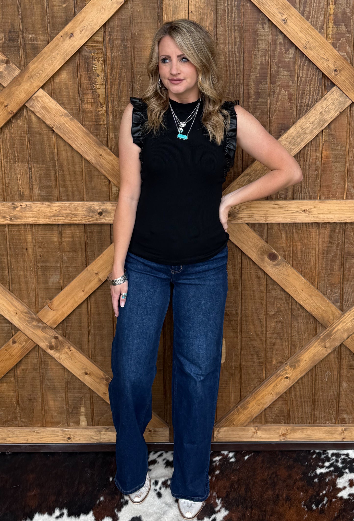 The Betty Top *Black