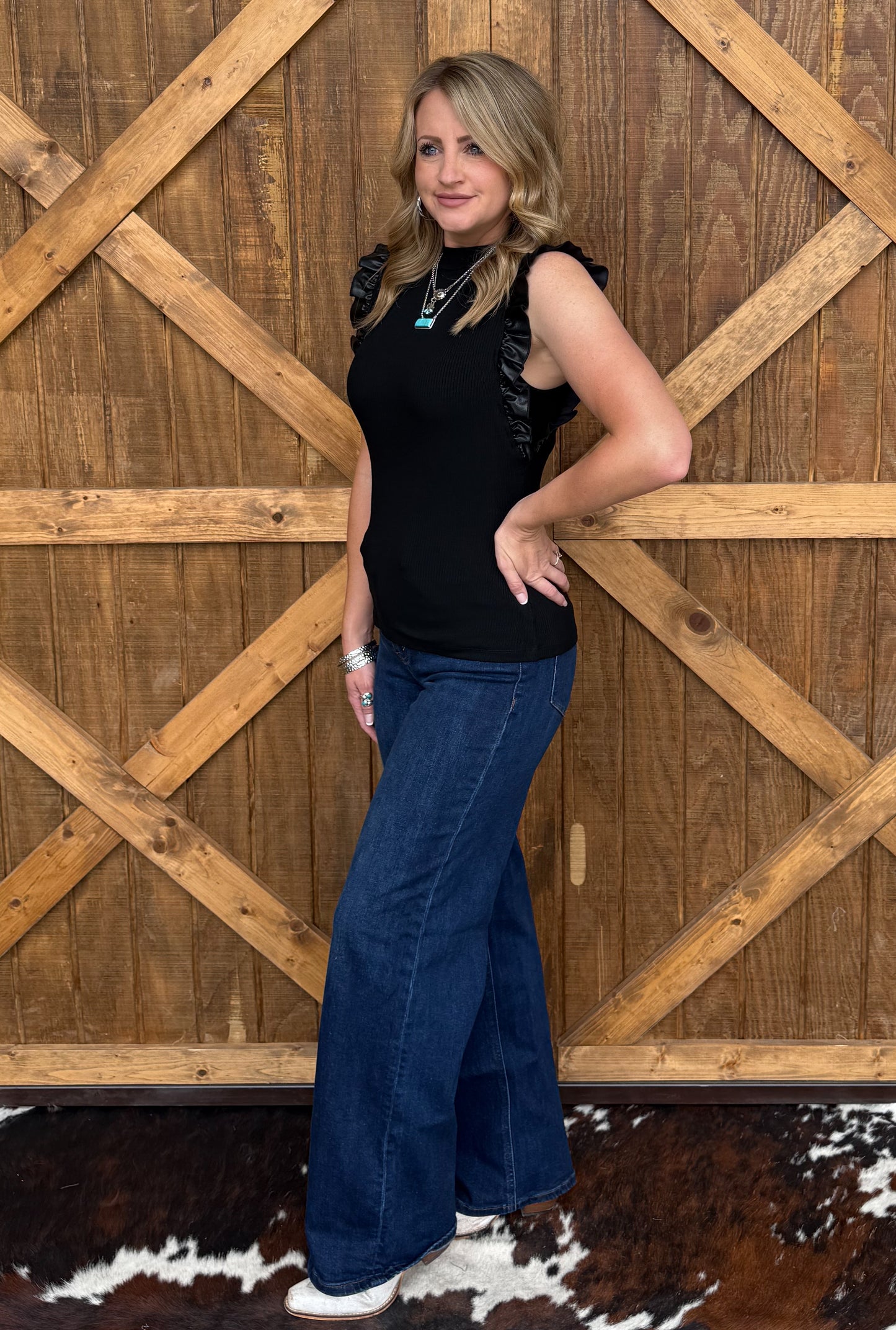 The Betty Top *Black