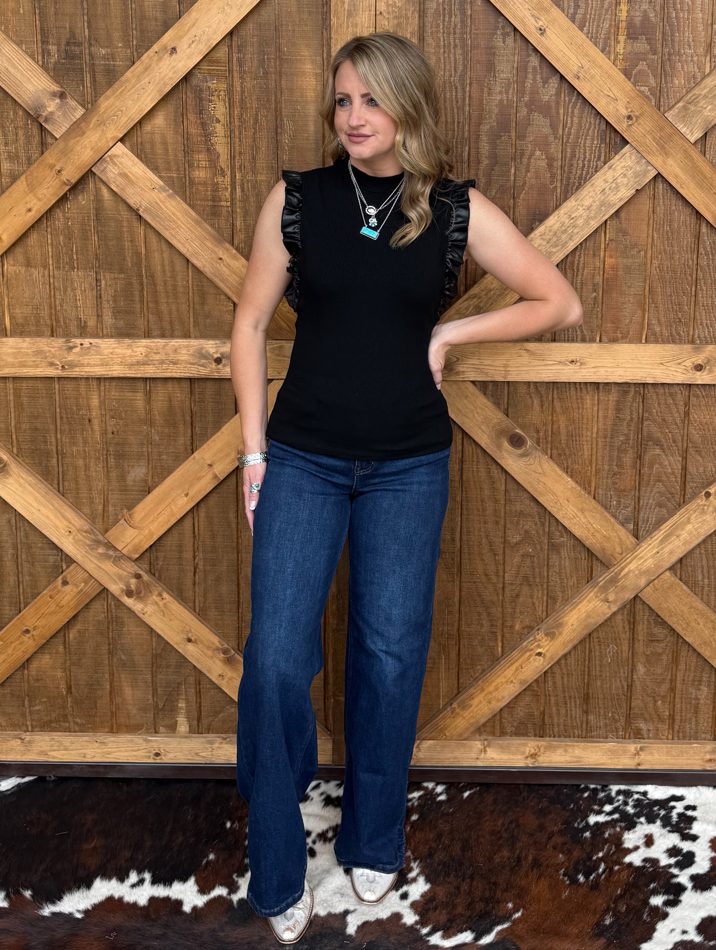 The Betty Top *Black