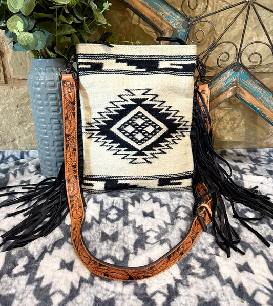 The El Paso Crossbody
