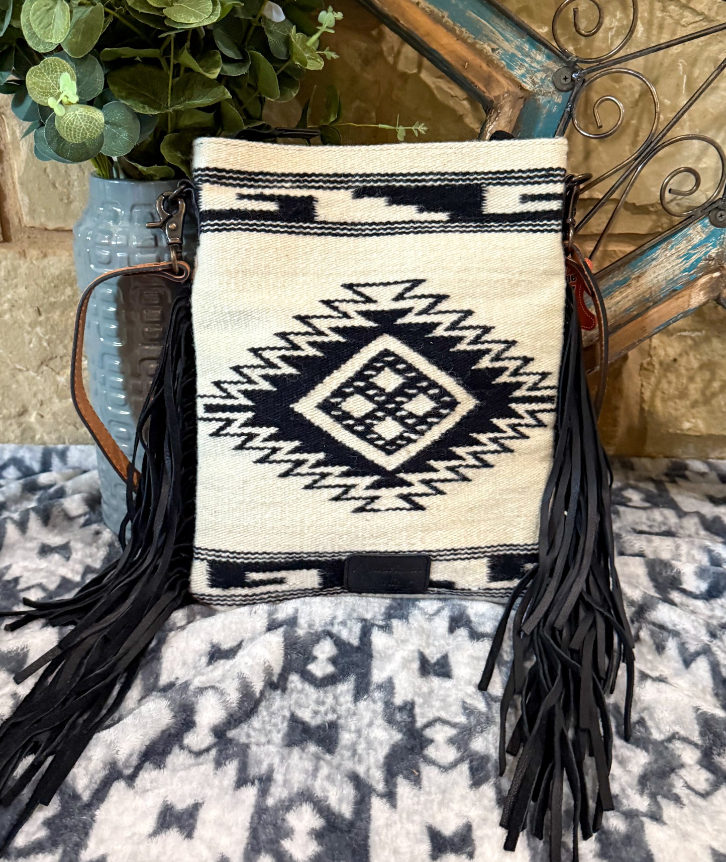 The El Paso Crossbody