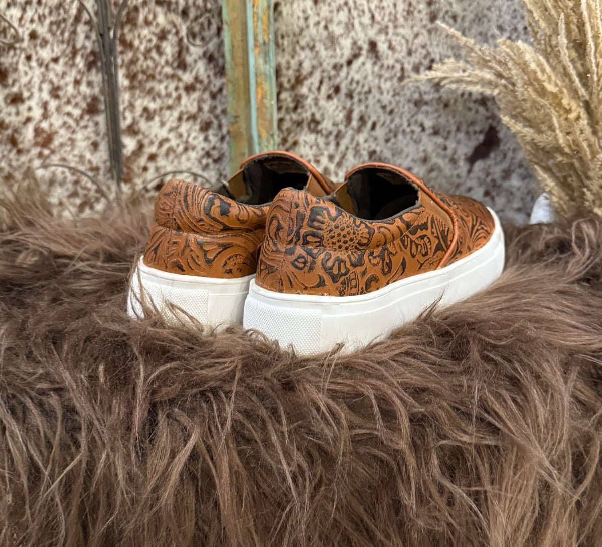 The Dakota Sneakers *Brown
