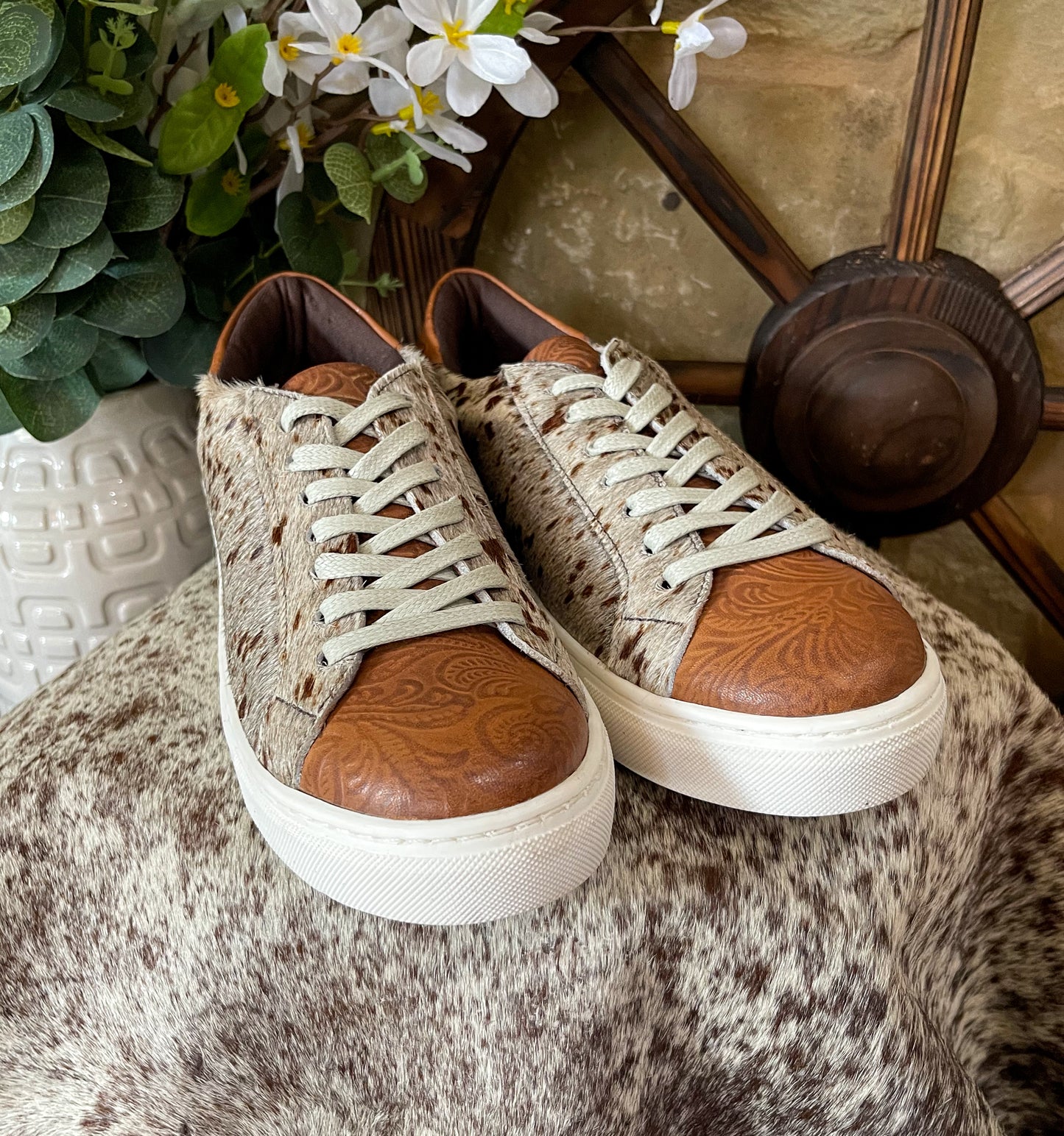 Austin Sneakers by Alcala's Boots