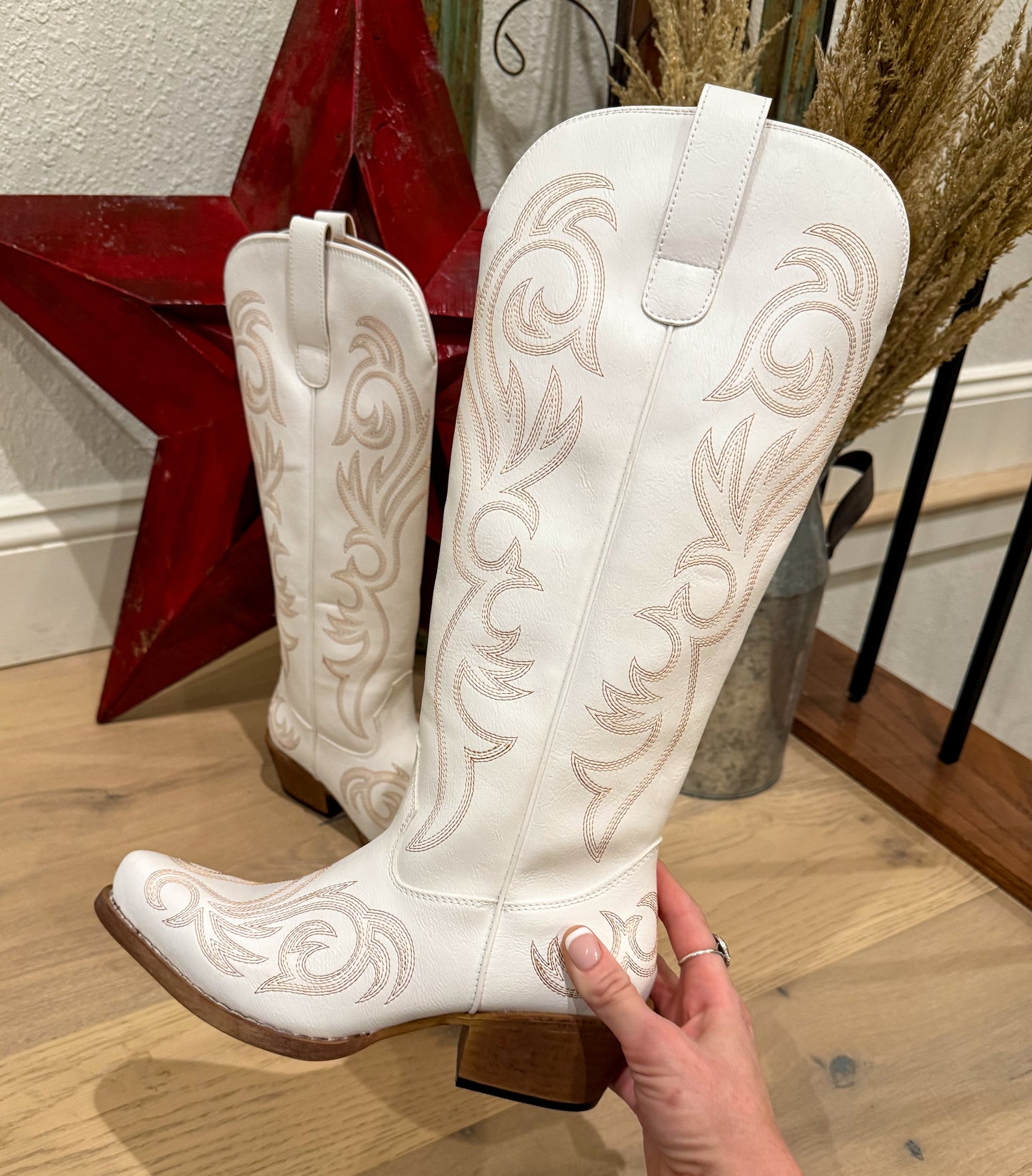Ryder White Boots