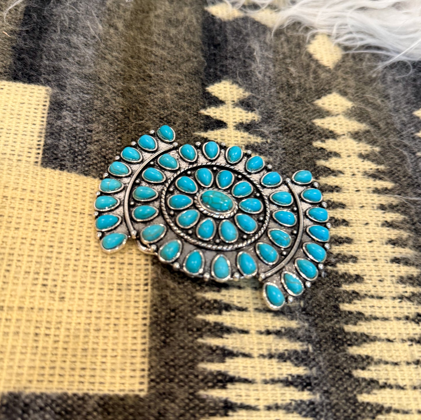 Turquoise Bowtie Cluster Belt Buckle