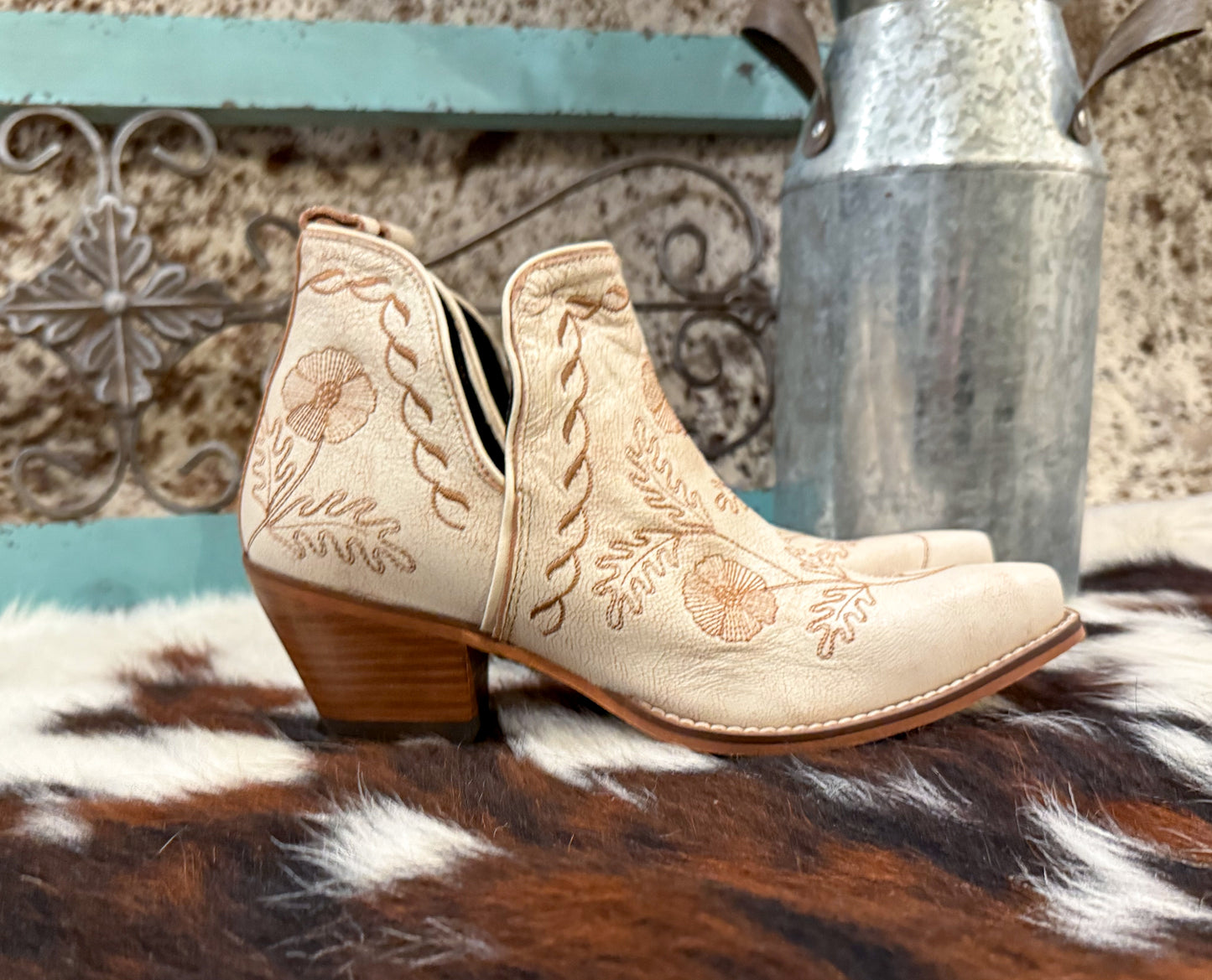 Southwest Booties *White