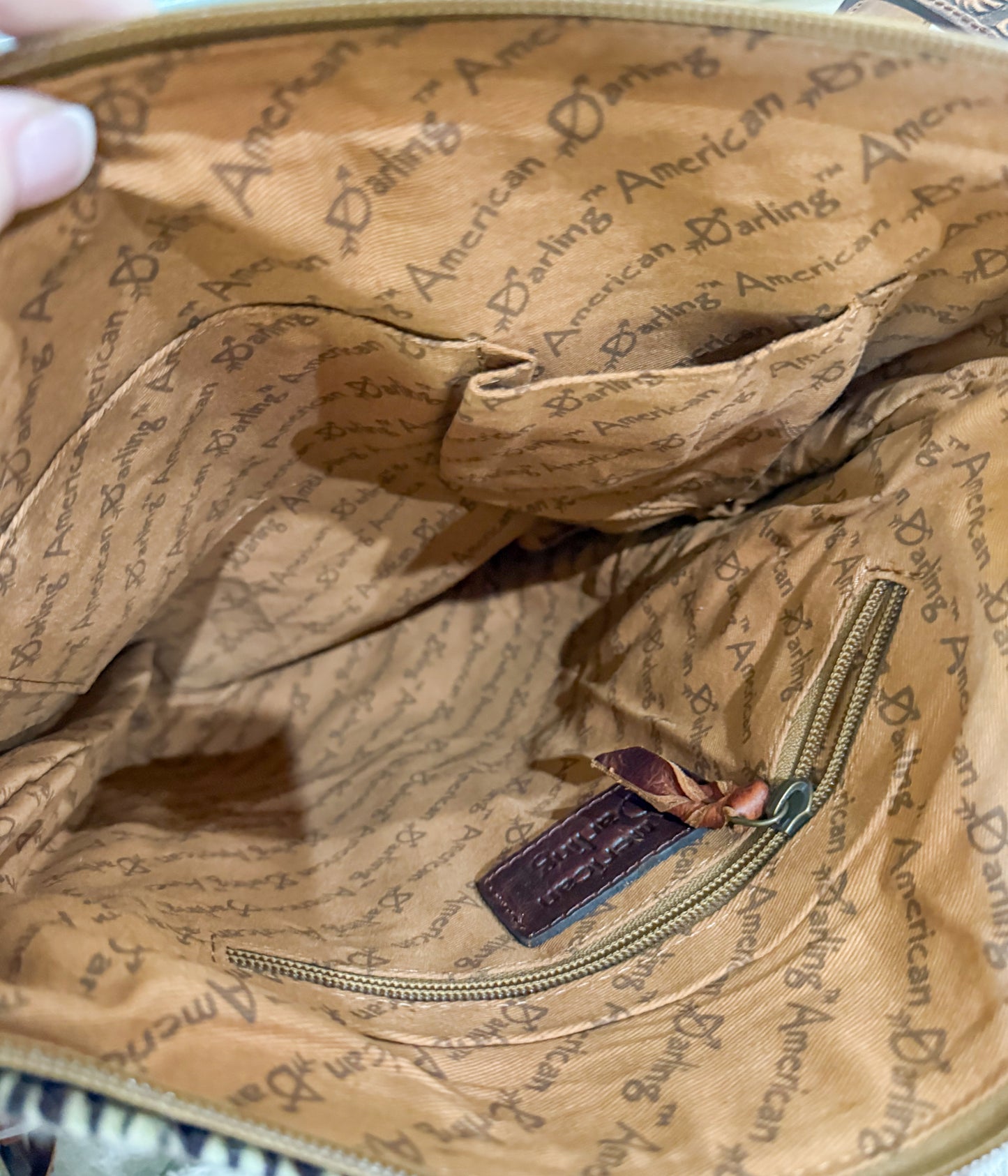 The Montreal Crossbody