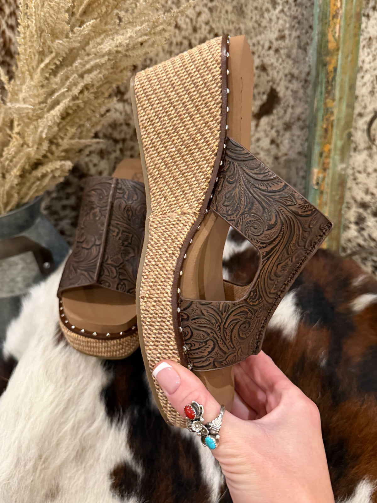Western Floral Wedges