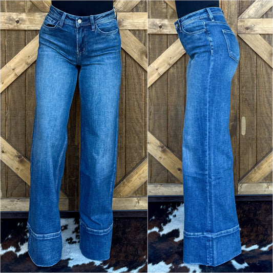 The Carly Vervet Jeans