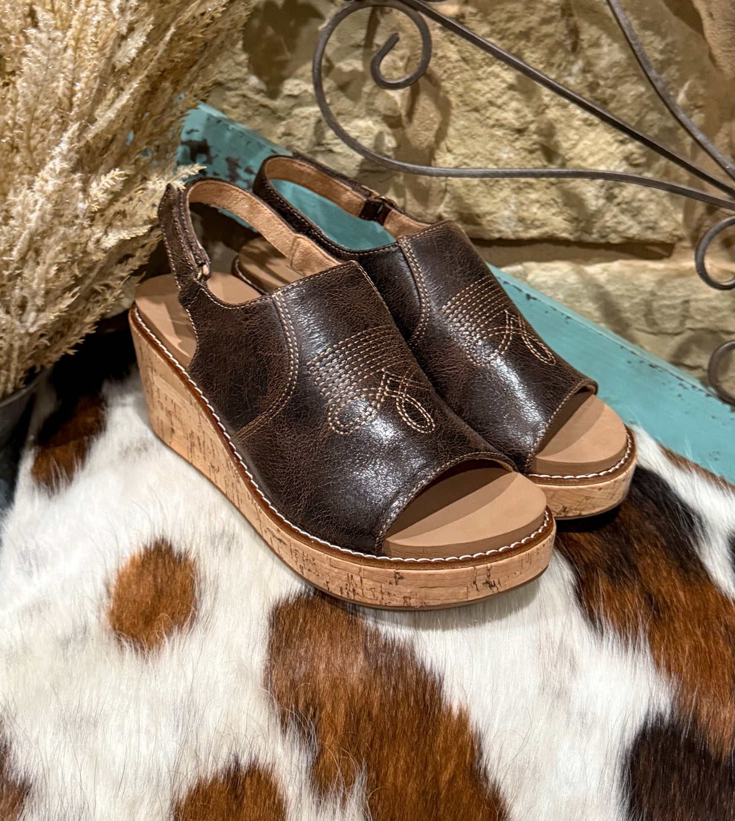 Most Wanted Corkys Wedges *Espresso