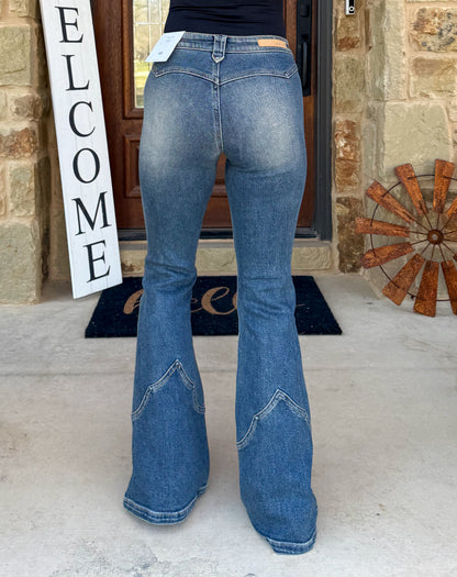 The Lainey 2.0 Cello Jeans