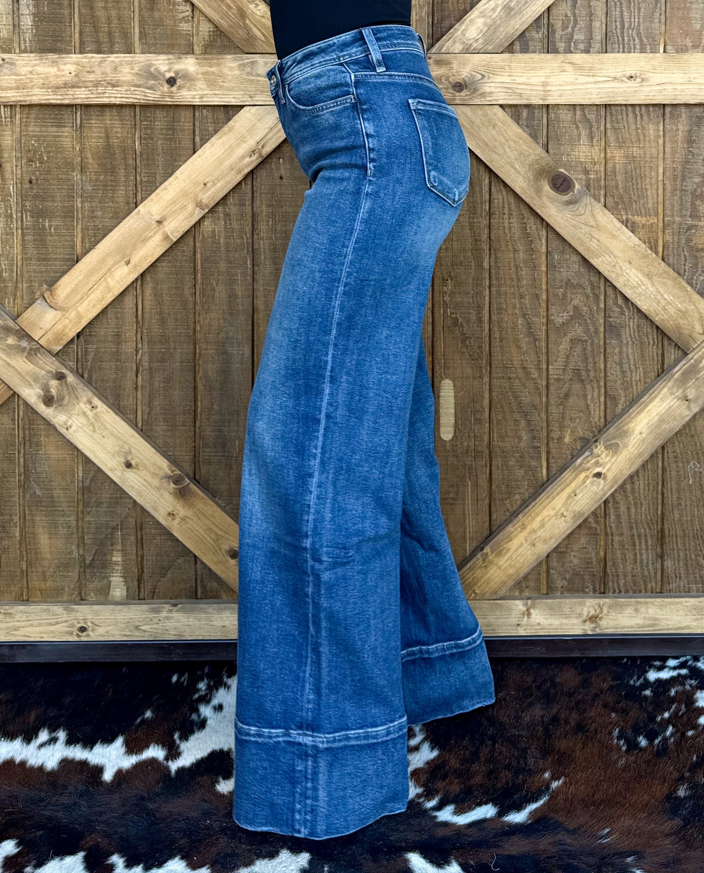 The Carly Vervet Jeans