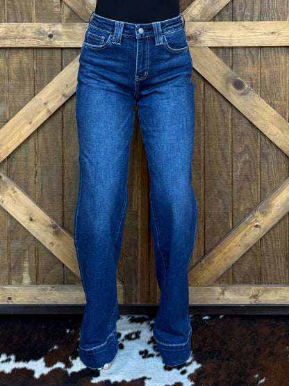 The Shiloh Vervet Jeans