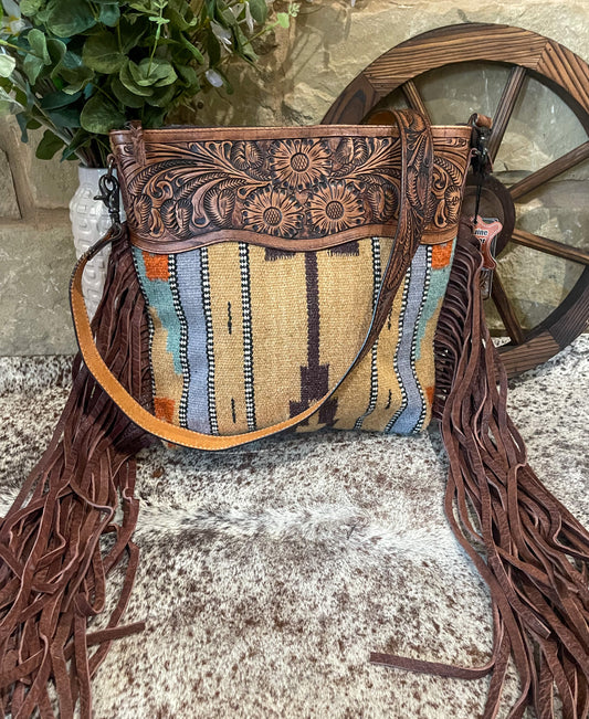 The Topeka Crossbody