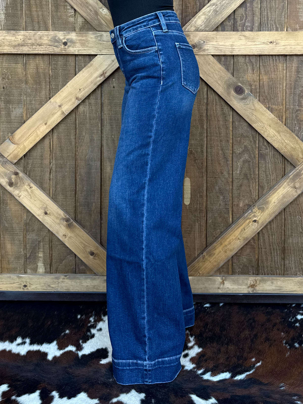The Shiloh Vervet Jeans