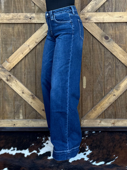 The Shiloh Vervet Jeans