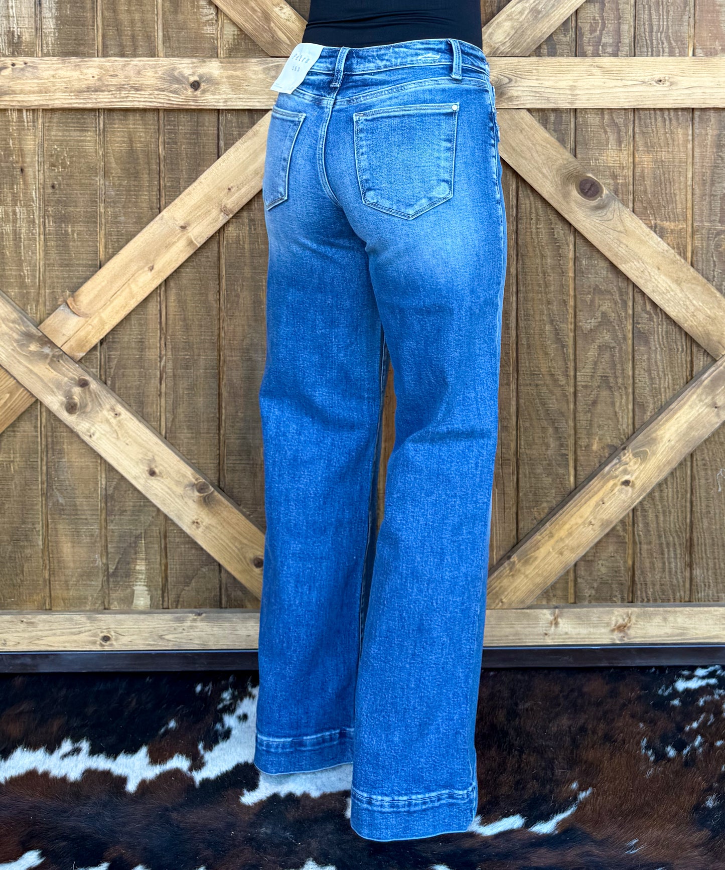 The Daphne Petra Jeans