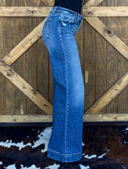 The Daphne Petra Jeans