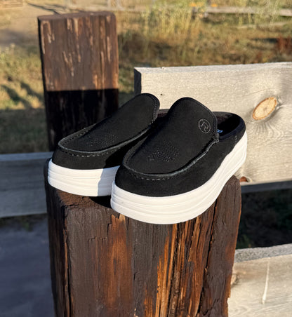 The Cowgirl Mule Slip-Ons *Black