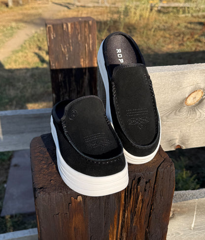 The Cowgirl Mule Slip-Ons *Black