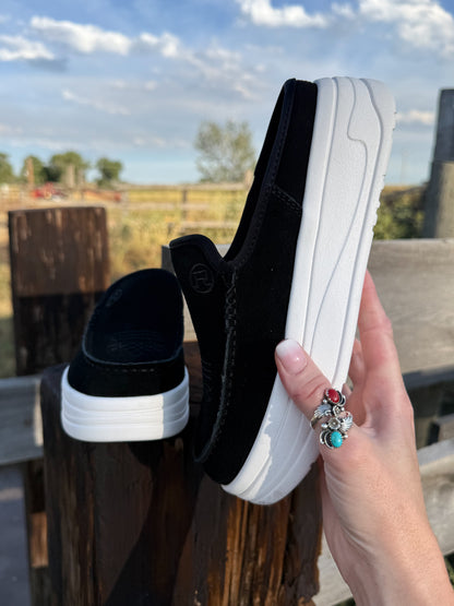 The Cowgirl Mule Slip-Ons *Black