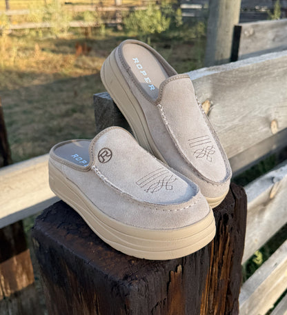 The Cowgirl Mule Slip-Ons *Tan