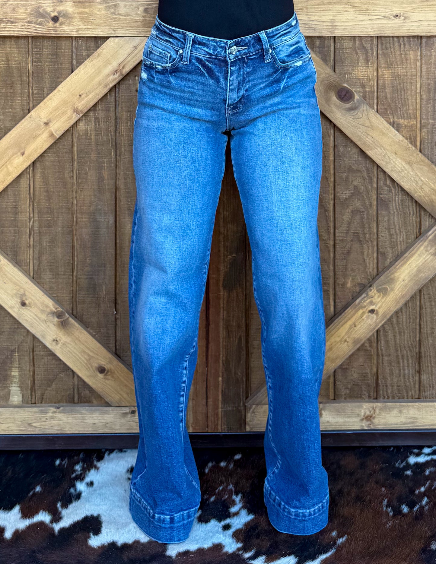 The Daphne Petra Jeans