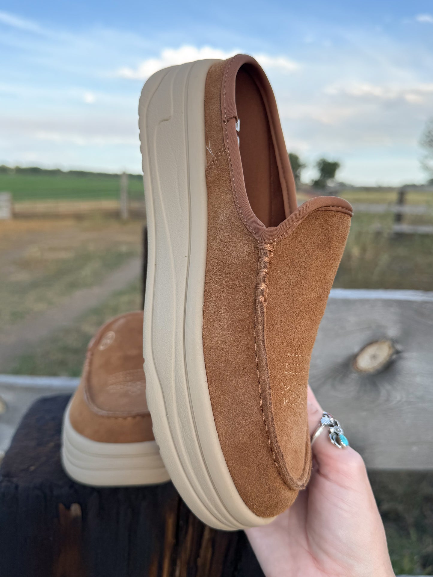 The Cowgirl Mule Slip-Ons *Brown