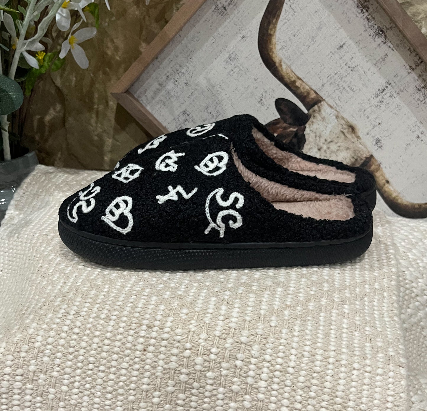 The Branded Slippers *Black