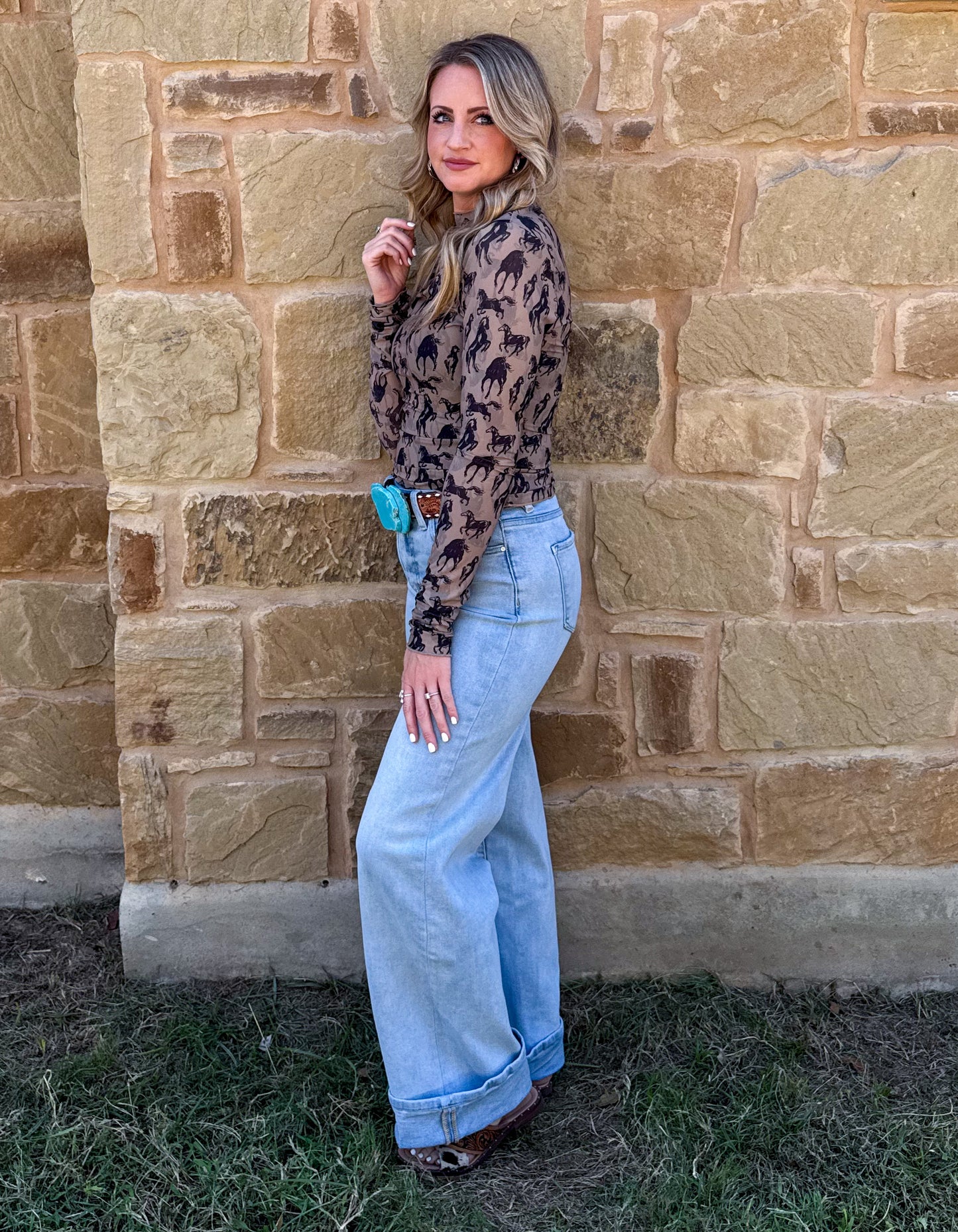 Wild Mustang Mesh Top