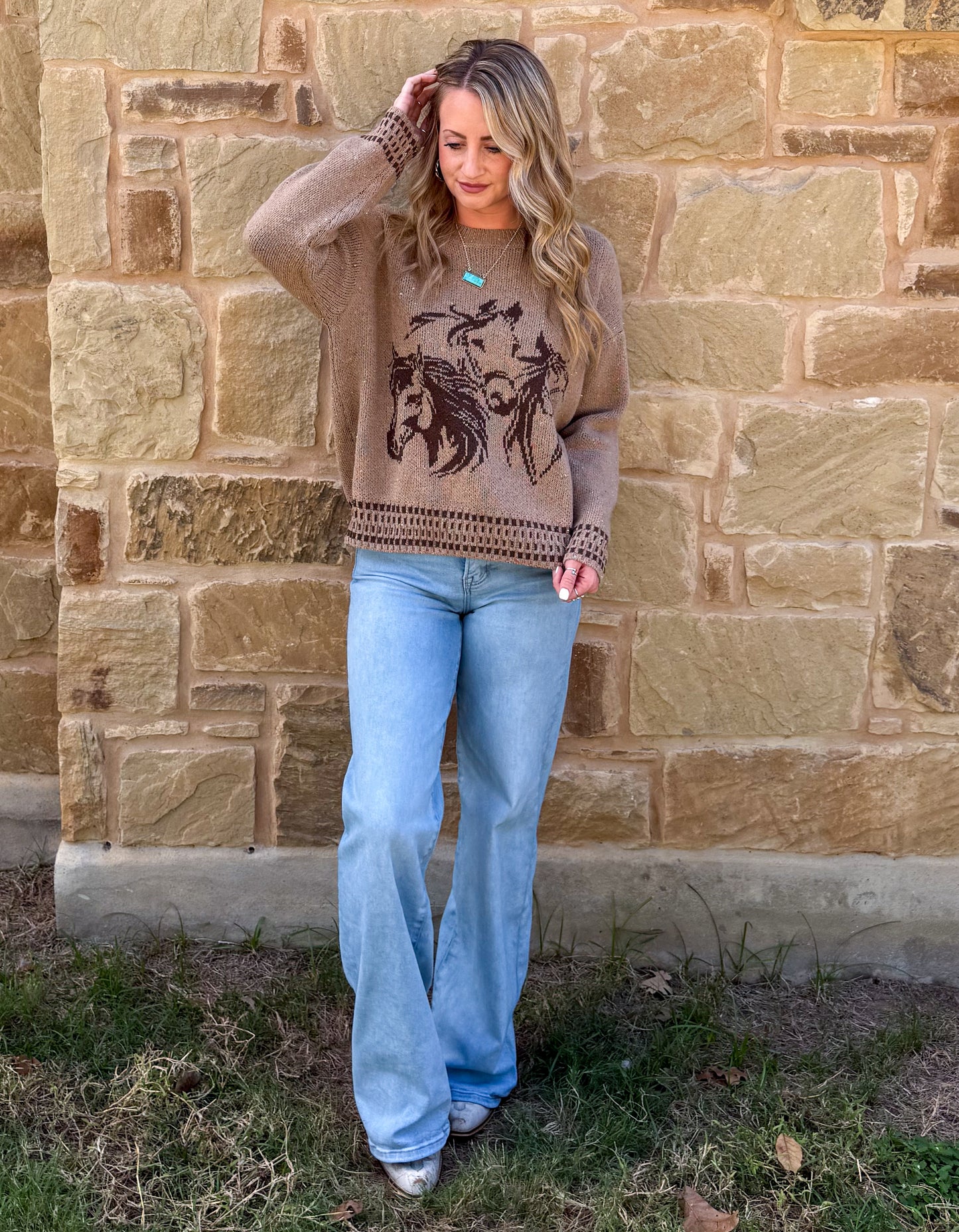 Wind River Horses Sweater *Tan